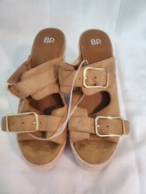 BP Brass Plum Nordstrom's Light Brown Slip-On High Wedge Heel Sandals.S38
